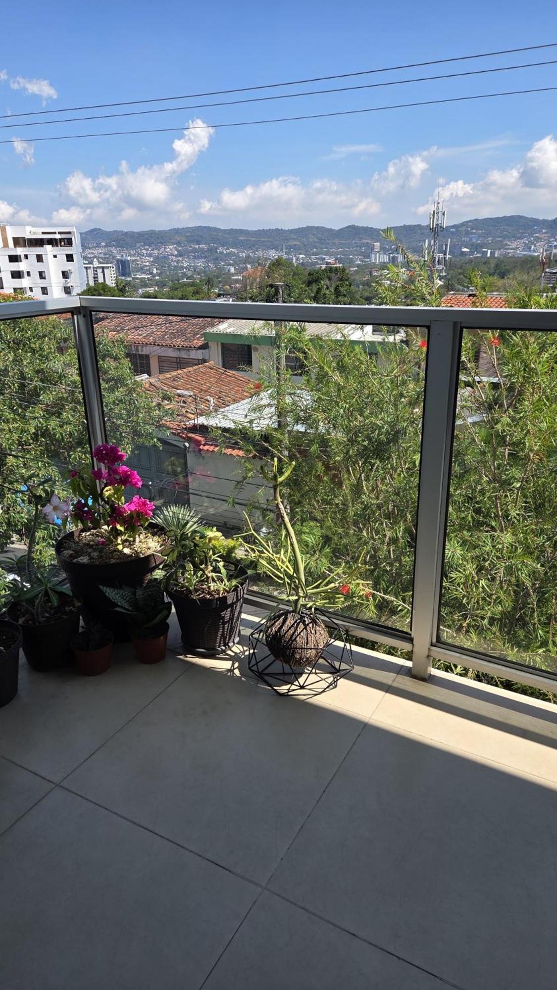 En Casa De Diana San Salvador